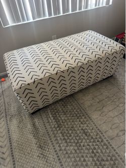 Ottoman nice