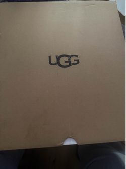 UGGS