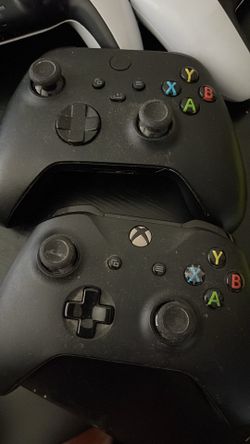 Xbox one and Xbox series controllers