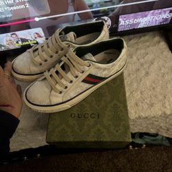 Women GG Gucci Tennis 1977 Sneaker 
