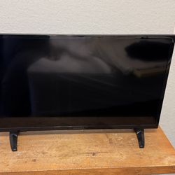 32” Smart Insignia TV