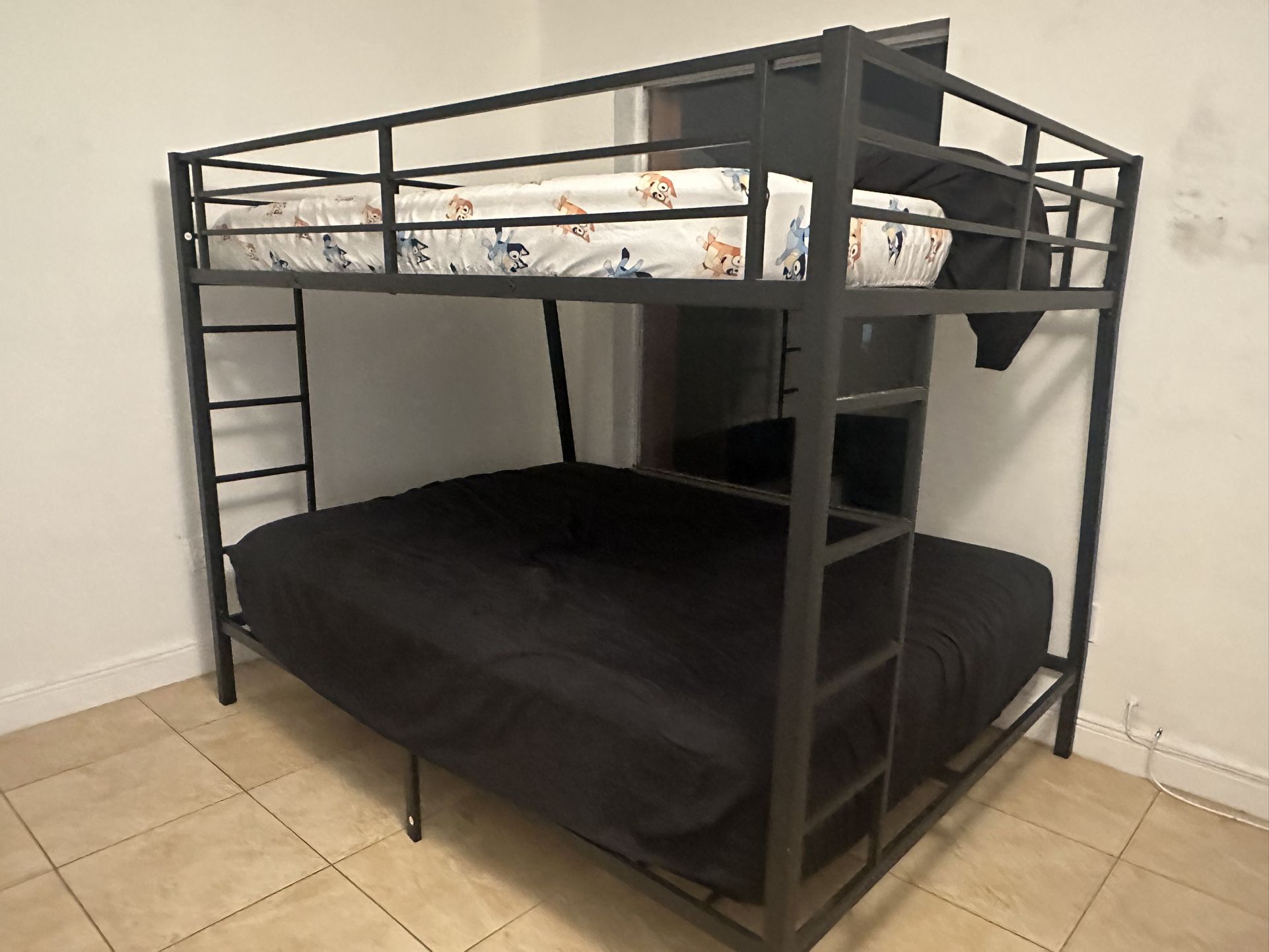 Queen Size Bunk Bed 