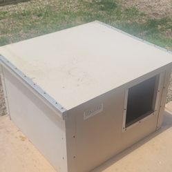 Dog House Insulated