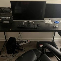 Office desk 
