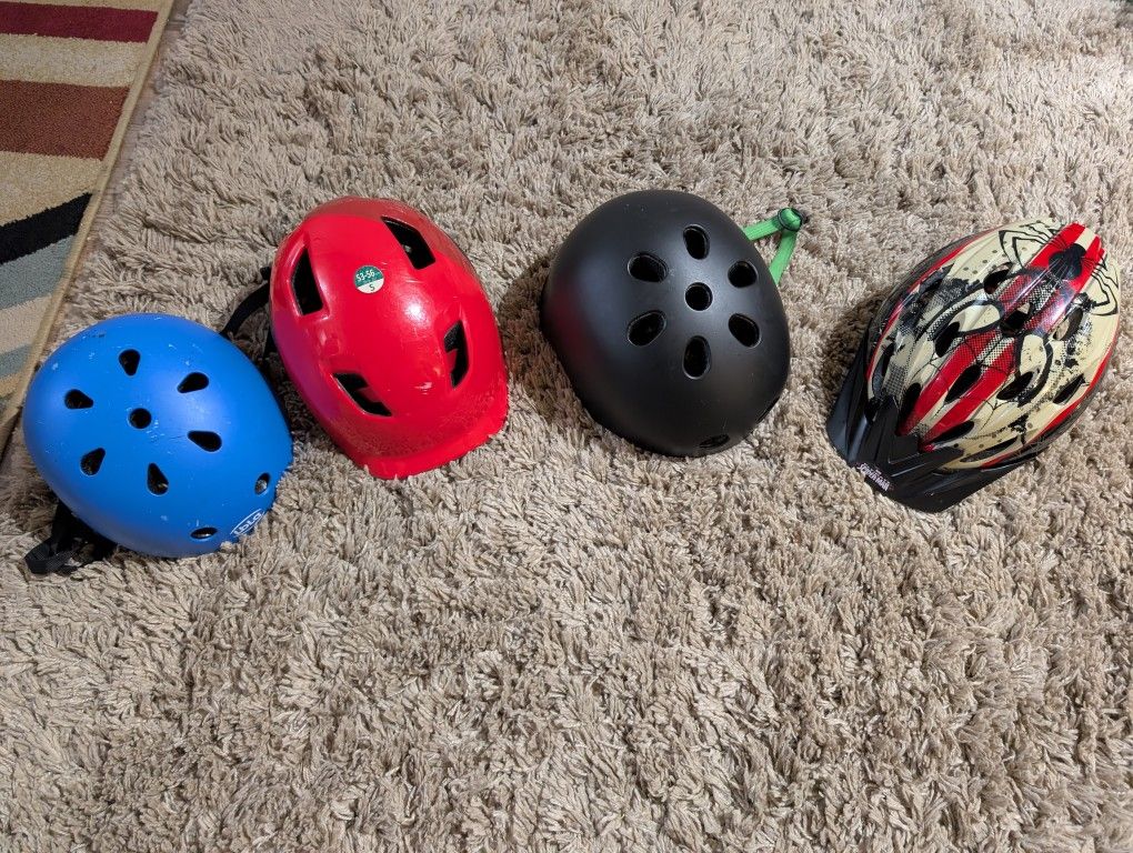 Kids Helmet 6 To 8 Yrs