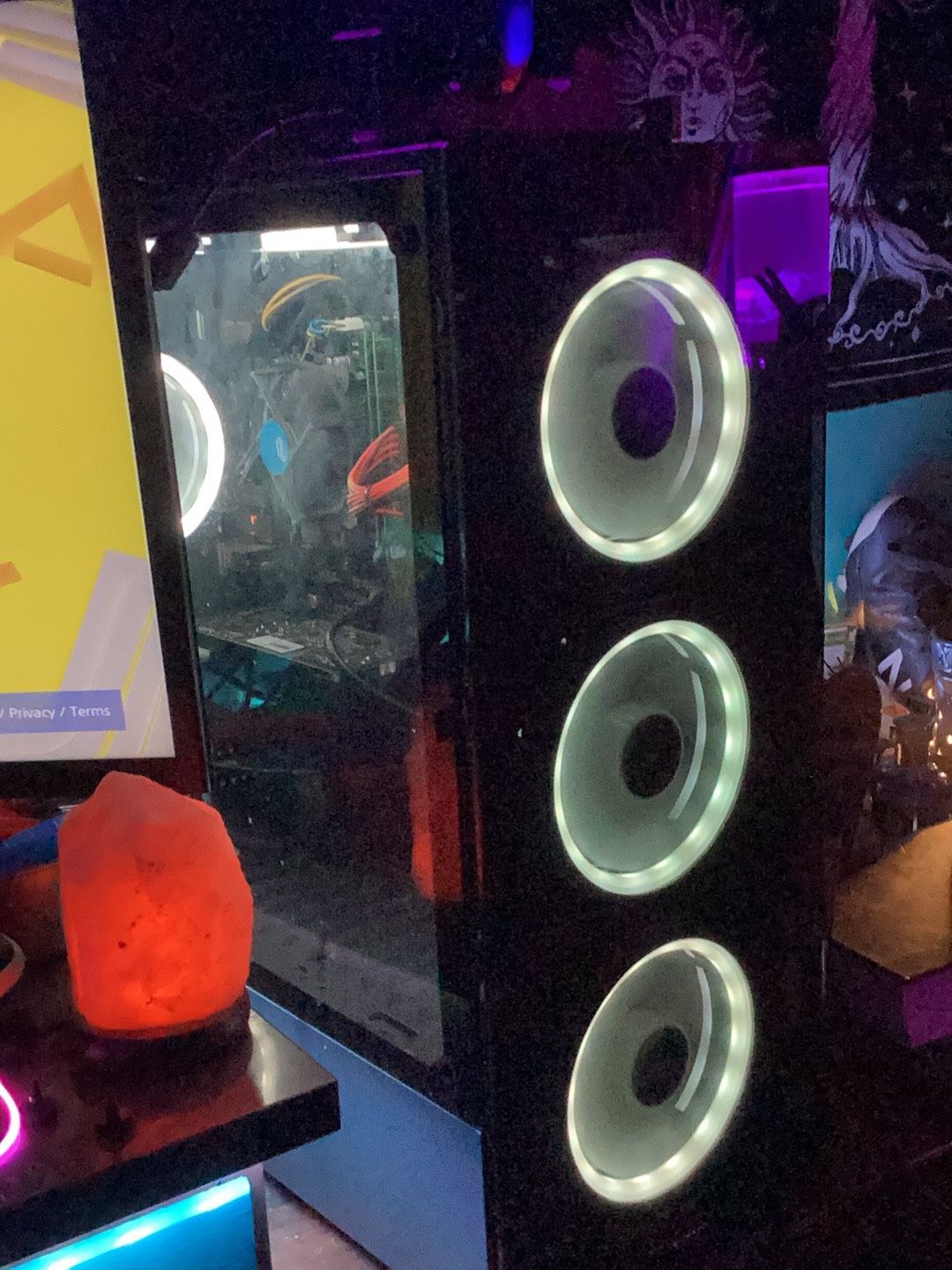 gaming pc desktop computer