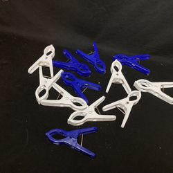 Dozen Heavy Duty Large Clips Great for holding beach towels in place on beach chairs etc. $5