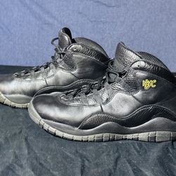 AIR JORDAN 10 Retro NYC Size 7y (GS)