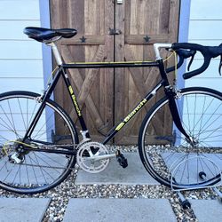 Beautiful Vintage Bianchi Sport SX Road Bike With Upgrades