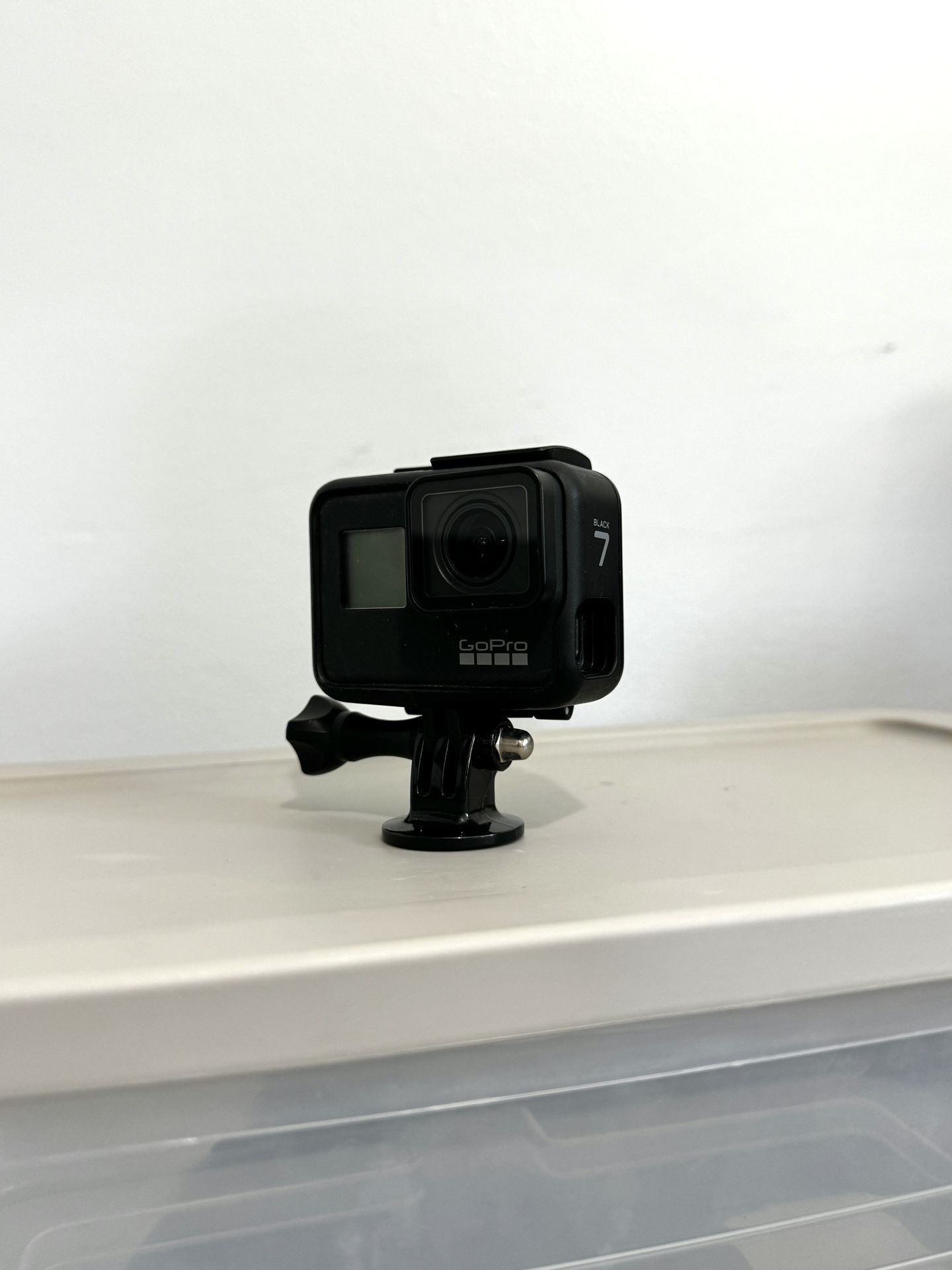 GoPro HERO7 Black - Digital Action Camera with Touch Screen 4K HD Video 12MP Photos Live Streaming Stabilization