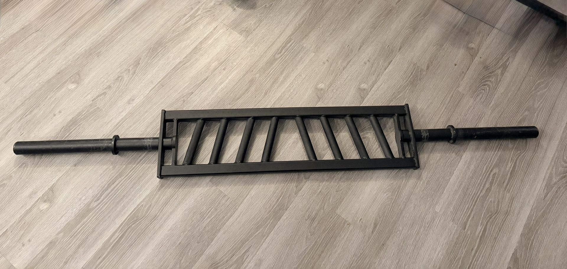 Swiss Multi-Grip Barbell 