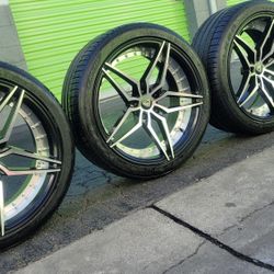 Wheel 20 5 Lugs Like New 5x114.3 