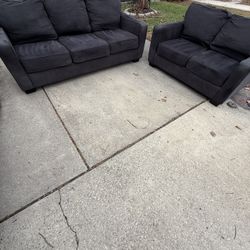 2 Pc Black Couch And Loveseat Set. $400. Will Deliver For A Fee