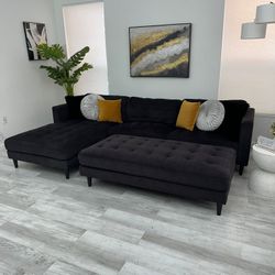 Sectional Couch Right Chaise & Ottoman Black Microfiber - Free delivery - Financing Available