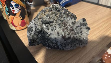 Crystals and minerals from Room & Stone