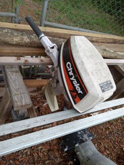 Chrysler 7.5 Outboard Engine
