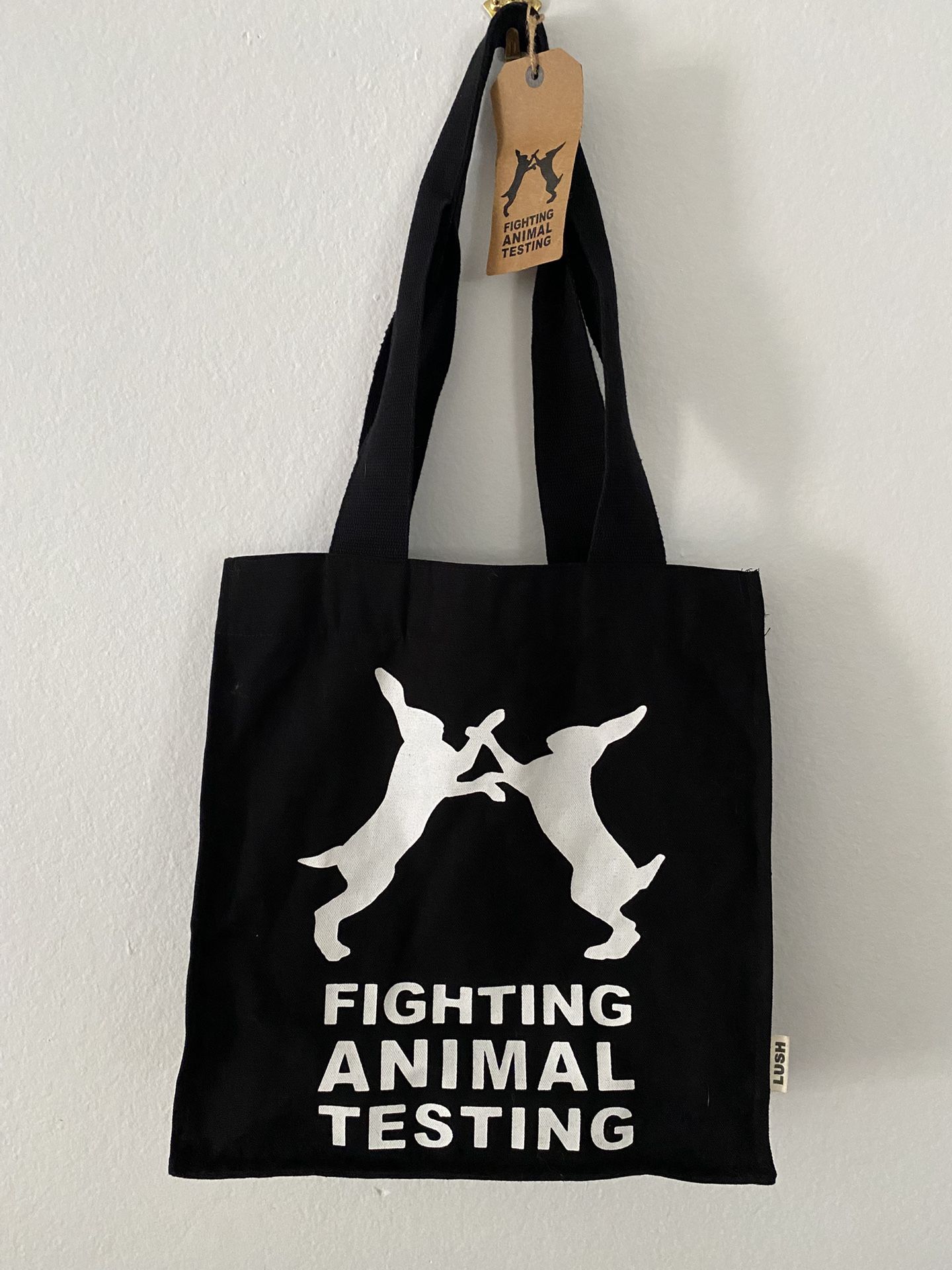 🖤✨LUSH “Fighting Animal Testing” Canvas Tote✨🖤