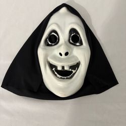 Vintage Style Goofy Ghost Face Mask Buck Teeth White Scary Movie Halloween Cosplay Flawed Paint Chipping