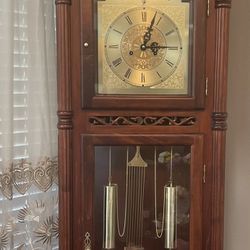 Grandfather Clock 
