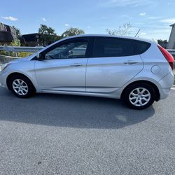 2012 Hyundai Accent