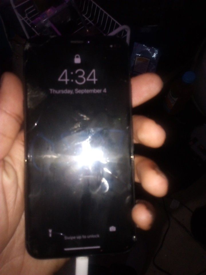 Iphone X 250$ Come To Me