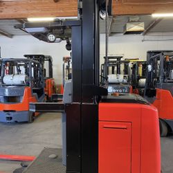 2017 Raymond Orderpicker Forklift 