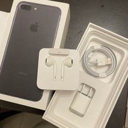 laver mad Gør gulvet rent pause iPhone 7 Plus **Box And OE Accessories Only** for Sale in Seattle, WA -  OfferUp