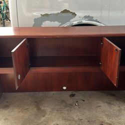 Dresser set