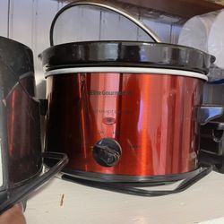 Elite Gourmet SMALL crockpot