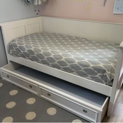 Twin Bed
