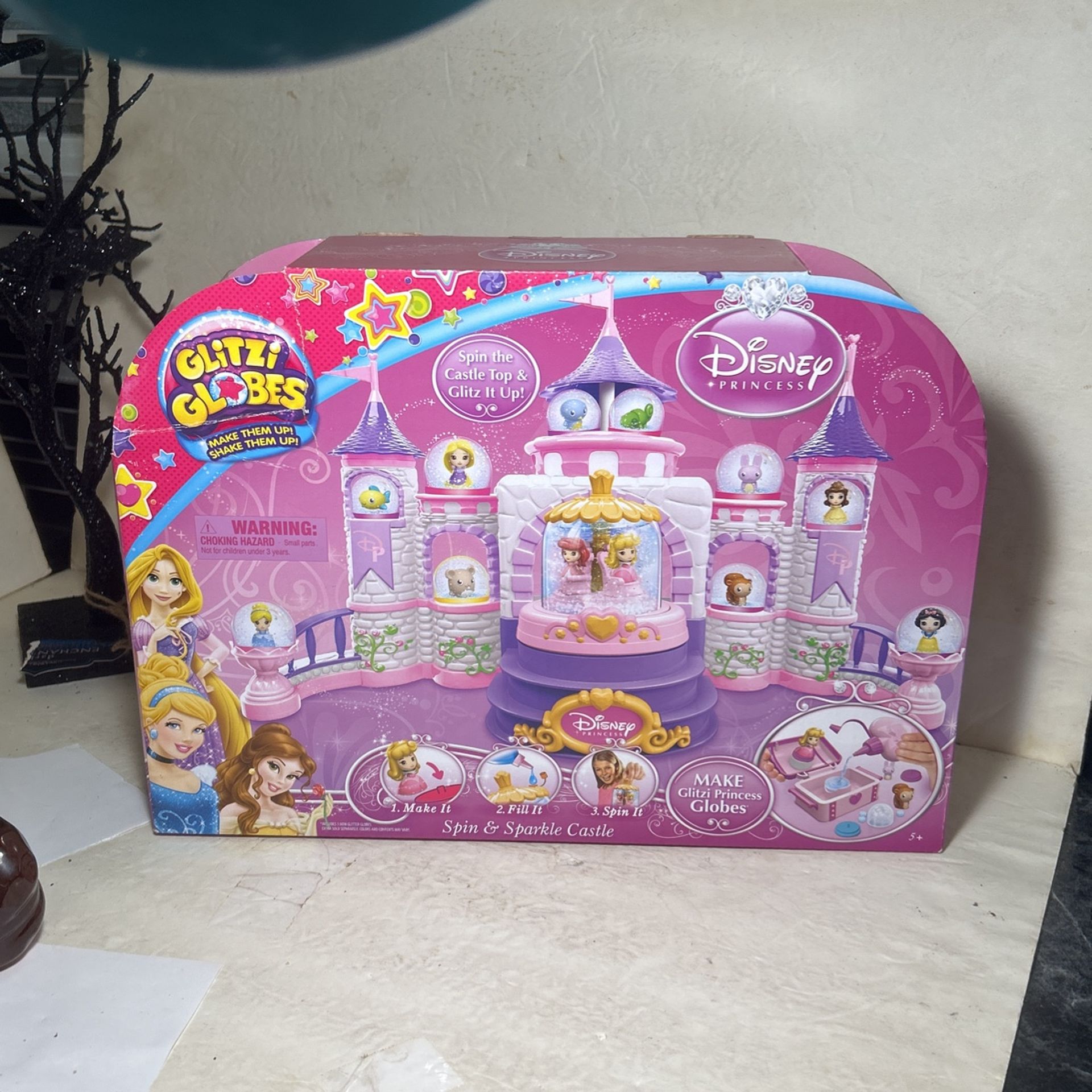 Disneys Princess “GLITZI GLOBES” Make Your Very Own Mini Princess Water Globes New!