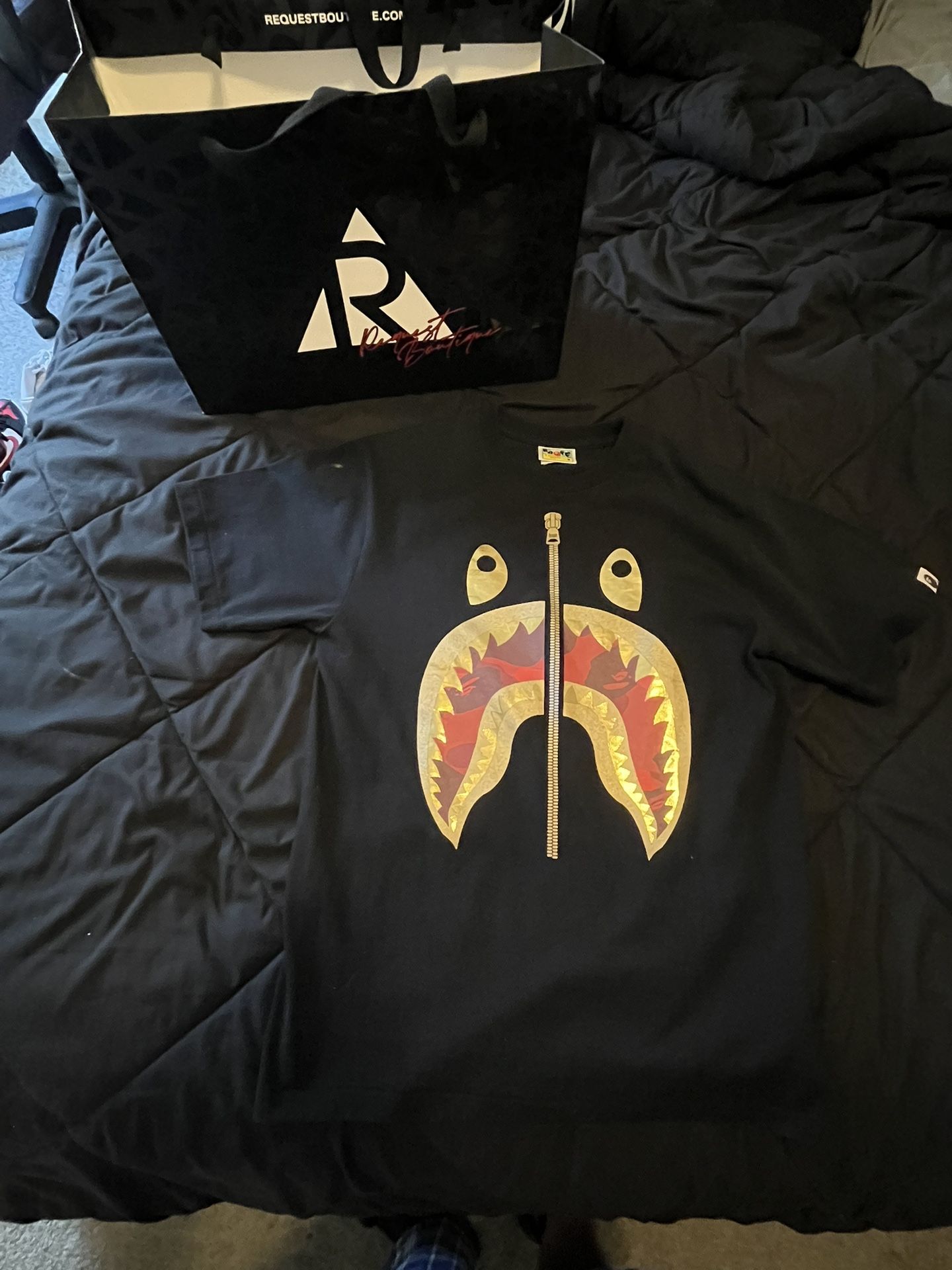 Size S 34-36 Men Bape T Shirt 