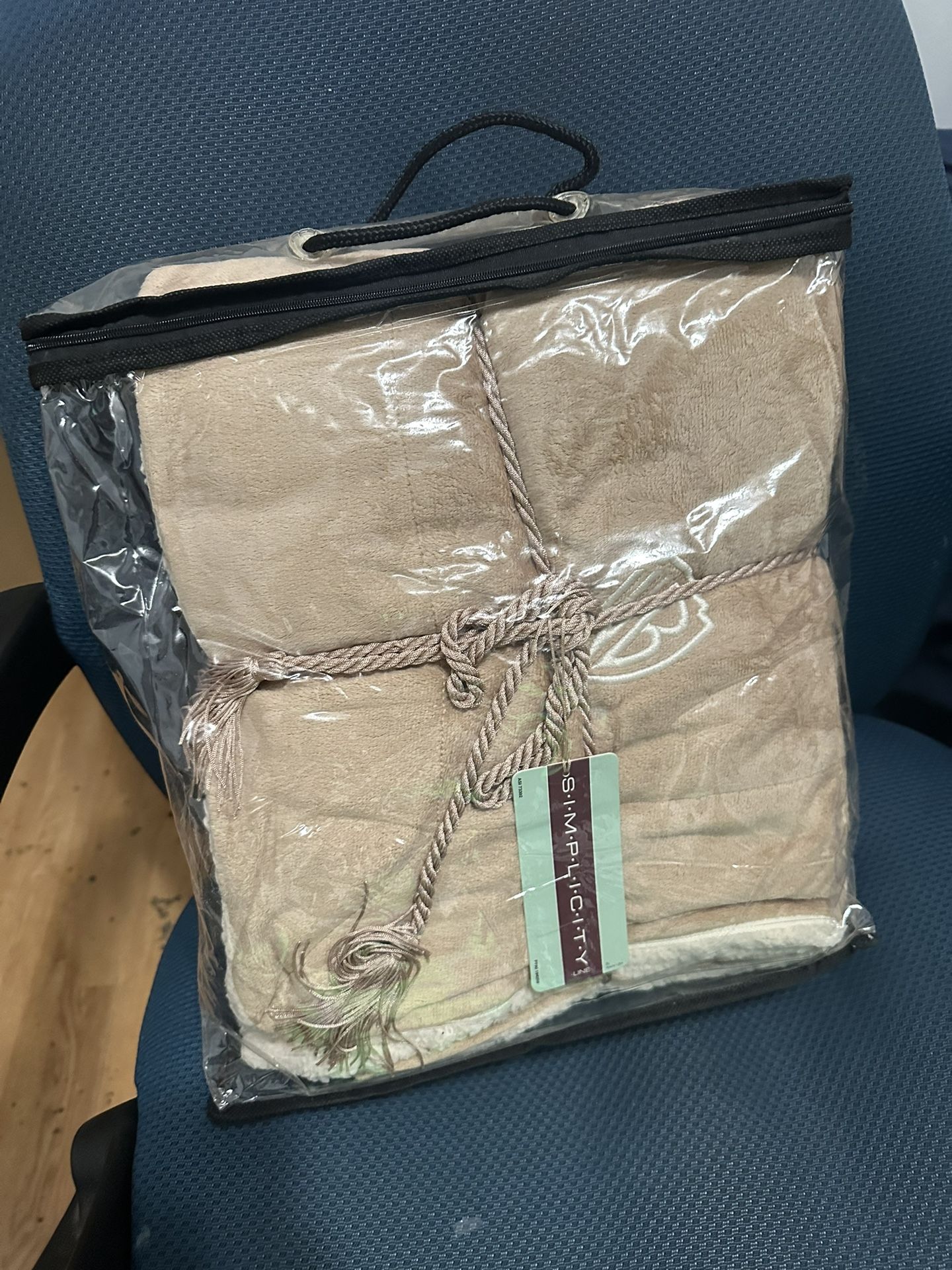 Simplicity Blanket Brand New