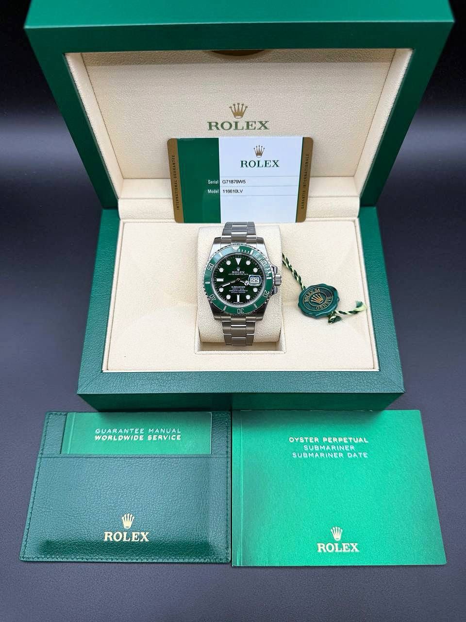 2017 Rolex Submariner Date 40mm 