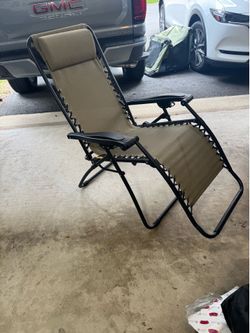 Anti-gravity chairs