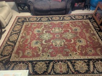 Rug 8' x 11'