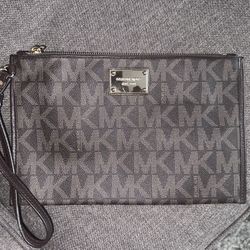 Michael Kors large wristlet 