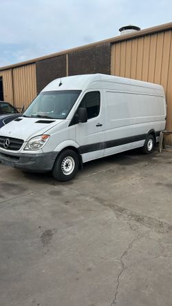 2012 Mercedes-Benz Sprinter Van