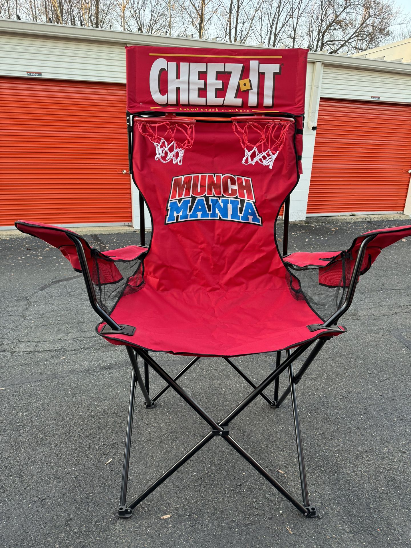 CHEEZ IT" Brand GIANT CHAIR * special price right now*