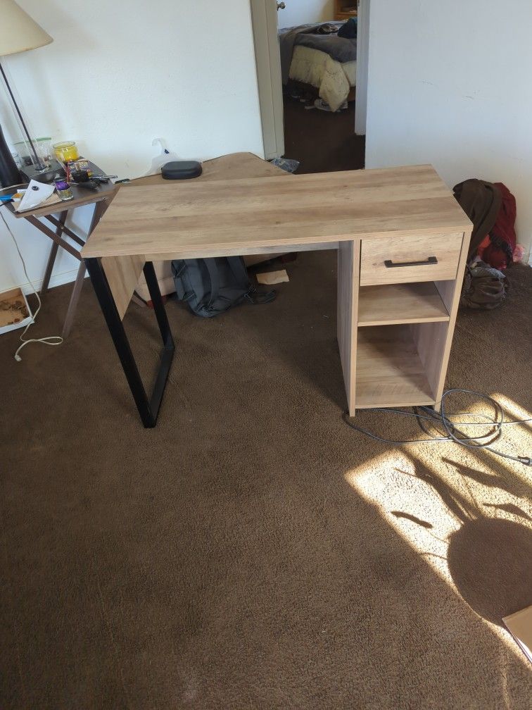 Desk for Sale in Auburn, WA - OfferUp