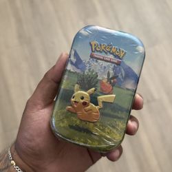Mini Tin Ascended Hero’s Pokémon 