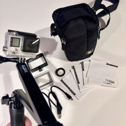 GoPro Hero 4 with Accessories - Excellent Condition