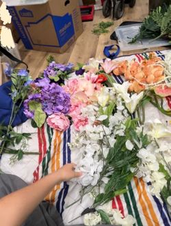 Faux Silk Flowers Lot – 2 Bins | Home Decor & DIY crafts