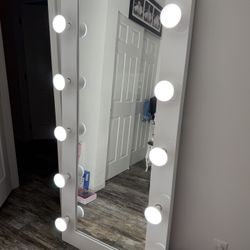Vanity Mirror 