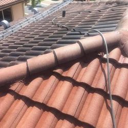 clean roofs and driveways