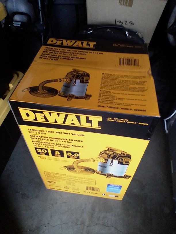 DeWalt Shop Vac