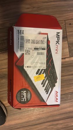 Akai Professional MPK Mini MIDI Controller