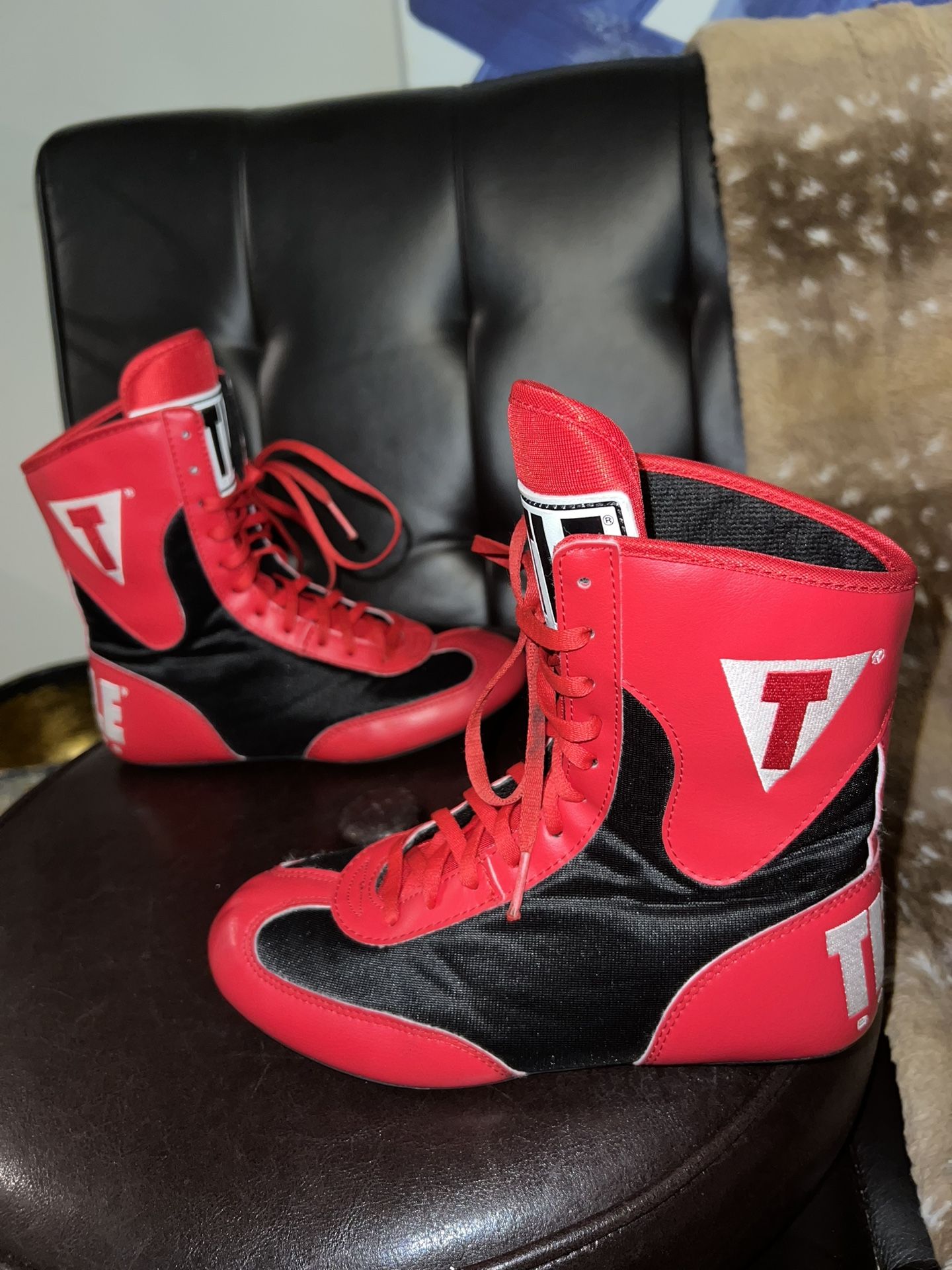 Title Boxing Speed Flex Encore Shoes Red Black boys size 5