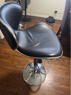 Chairs buy 2 get 1 free - 60$