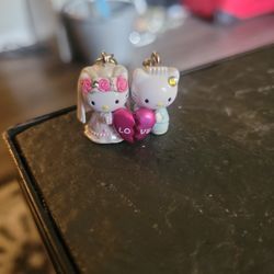 Hello kitty japan wedding charms